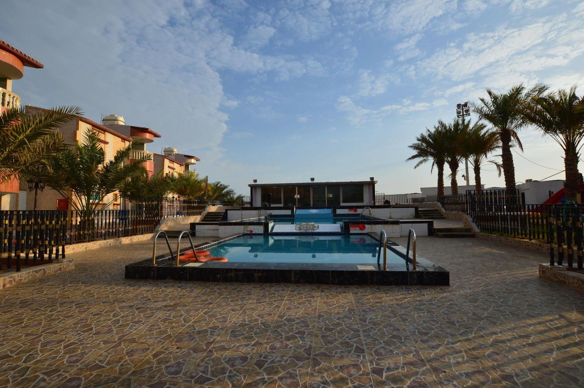 Al Ahmadi Plaza Resort Yanbu Eksteriør bilde