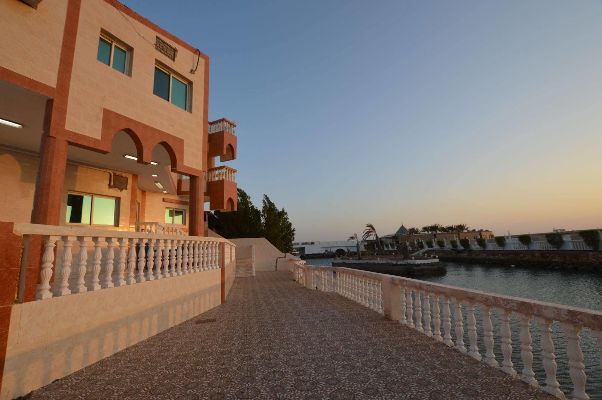Al Ahmadi Plaza Resort Yanbu Eksteriør bilde